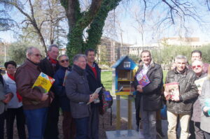 Installation d&rsquo;une Boite à livres à Draguignan (2017)